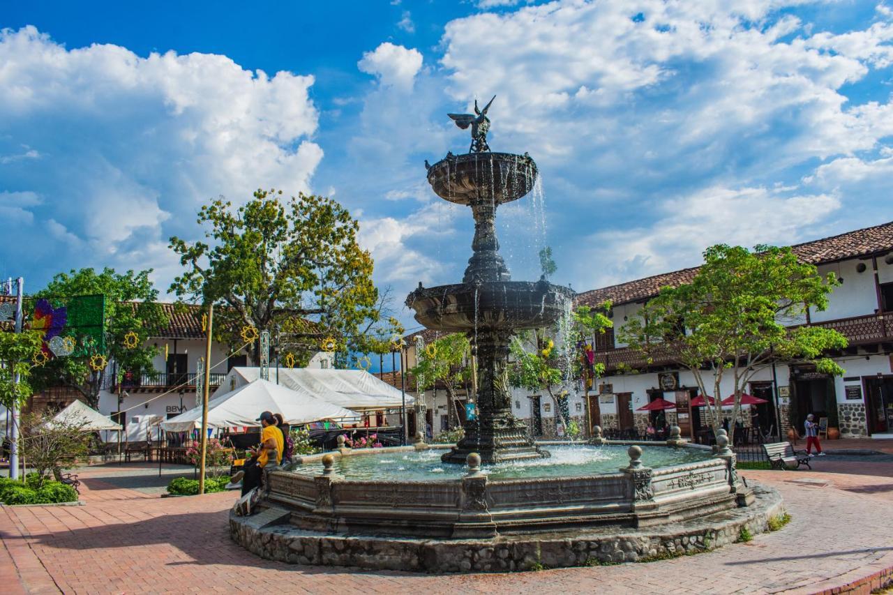 Hotel Caseron Del Parque Santa Fe de Antioquia Exterior photo