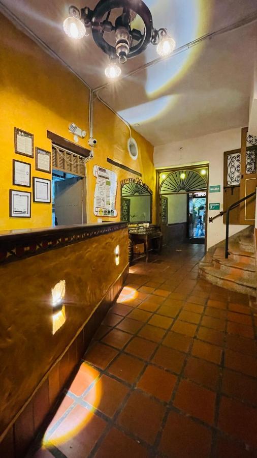 Hotel Caseron Del Parque Santa Fe de Antioquia Exterior photo