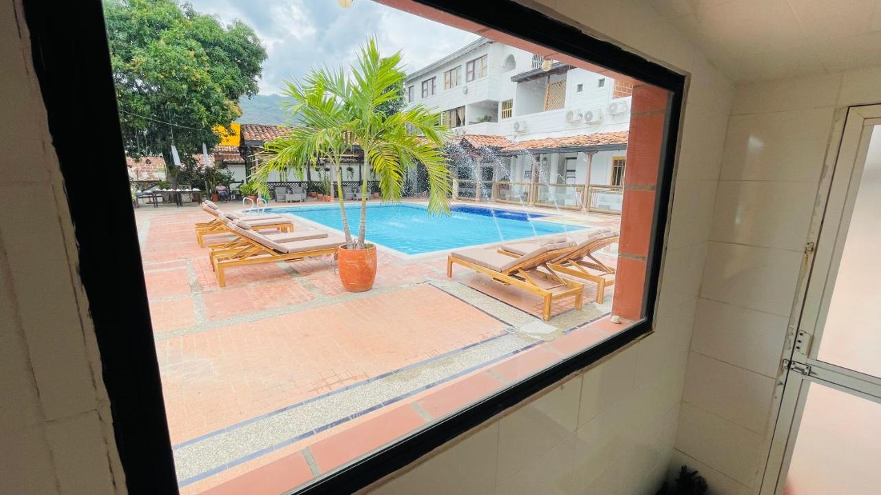 Hotel Caseron Del Parque Santa Fe de Antioquia Exterior photo