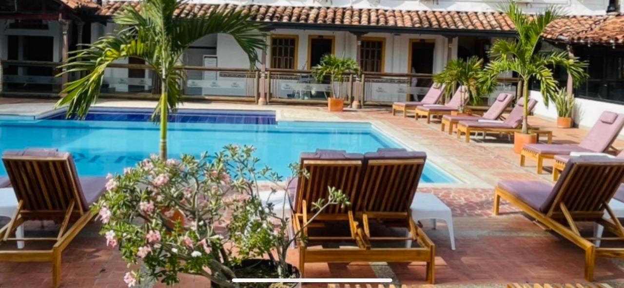 Hotel Caseron Del Parque Santa Fe de Antioquia Exterior photo